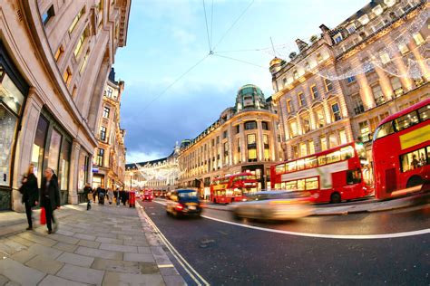 Shopping a Londra: le strade dello shopping e i centri 